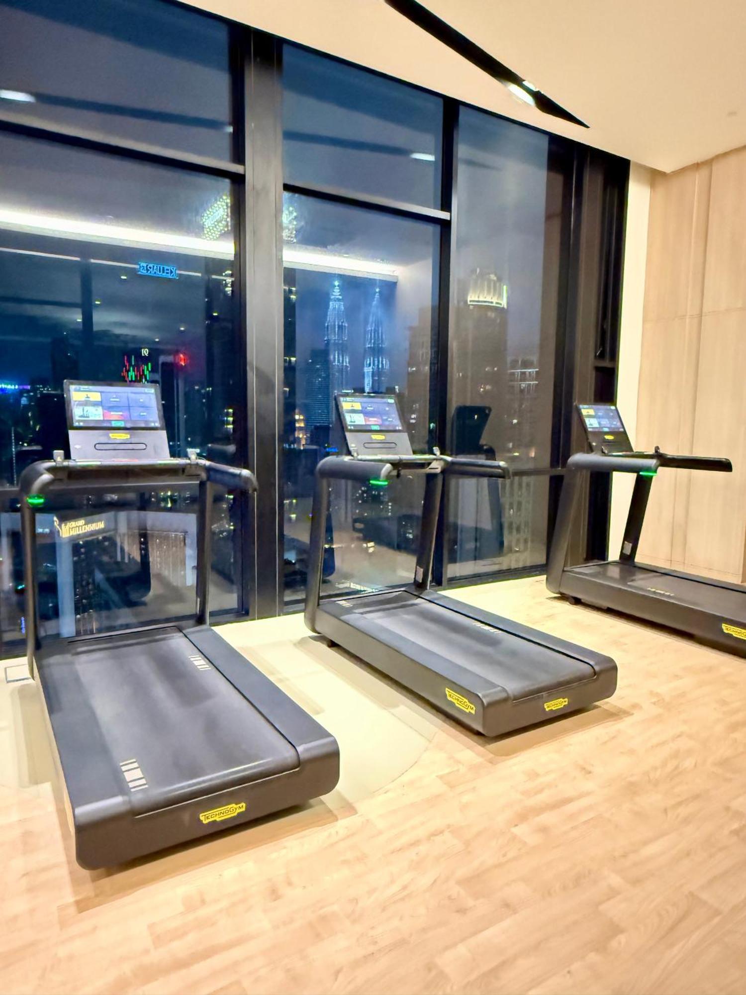 Maxx Royal Axon Bukit Bintang Apartment Куала Лумпур Екстериор снимка
